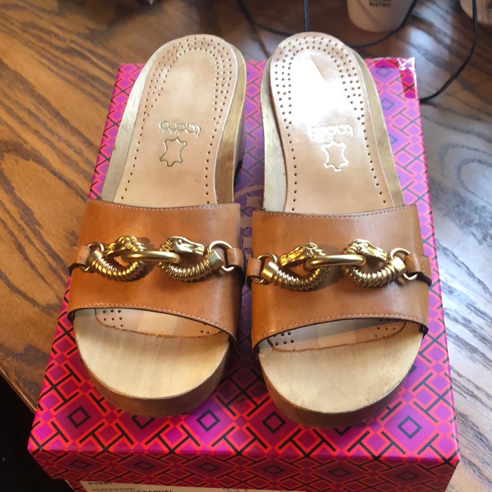 Tory Burch Jessa Clog Sandal in Light Tan